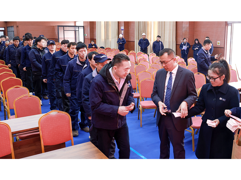 河南礦山｜福利堆成山，歡樂過小年